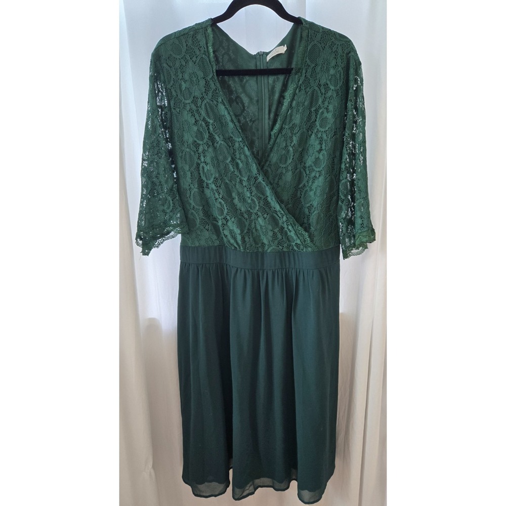 Pin Up Fashion Emerald Green Lace Dress Plus Size 26W Tie Back Wedding Guest